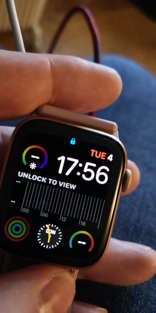argos apple watch series 4